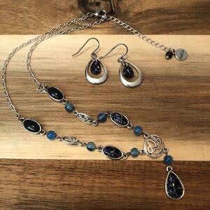 LIZ & CO - Silver Tone with‎ Blue Beads Statement Necklace and Earrings Set